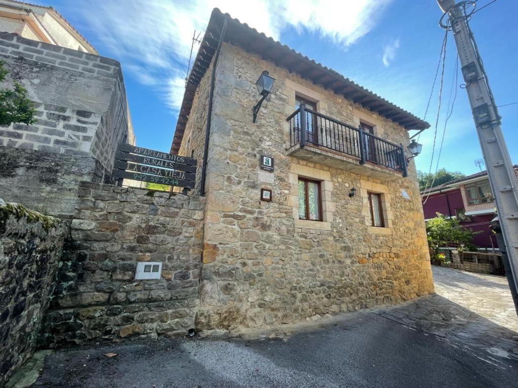 Apartamentos Rurales La Casa Vieja De Alceda 外观 照片
