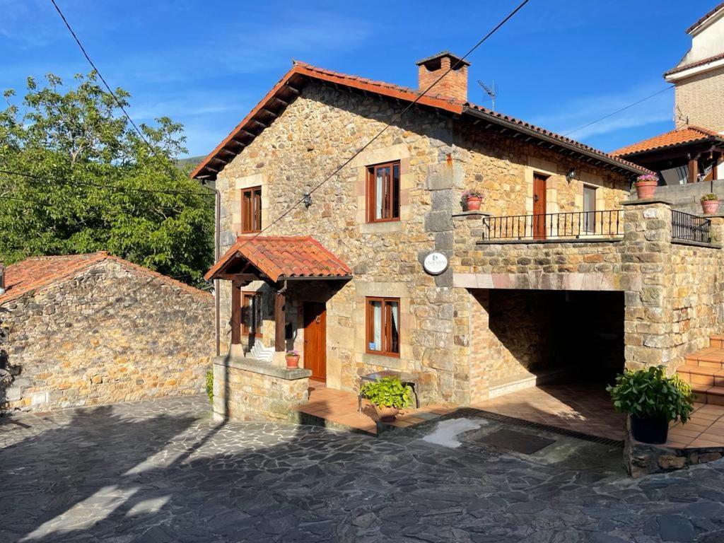 Apartamentos Rurales La Casa Vieja De Alceda 外观 照片