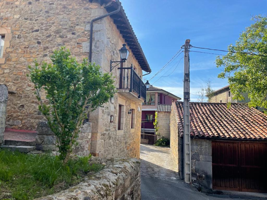 Apartamentos Rurales La Casa Vieja De Alceda 外观 照片