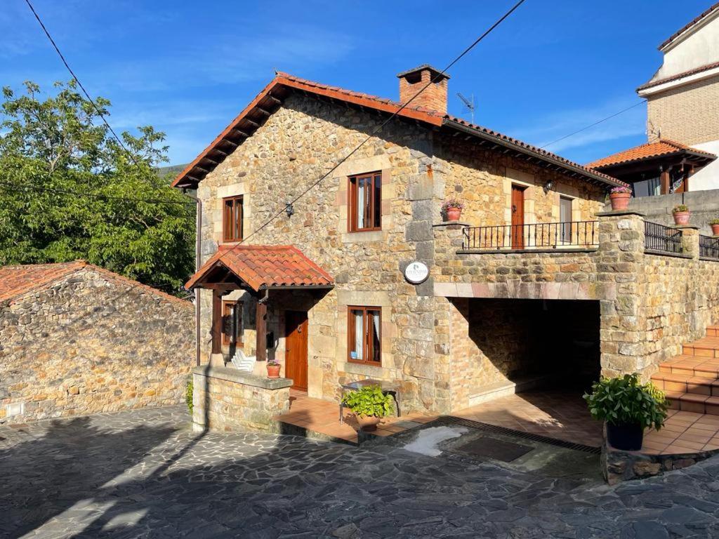 Apartamentos Rurales La Casa Vieja De Alceda 外观 照片