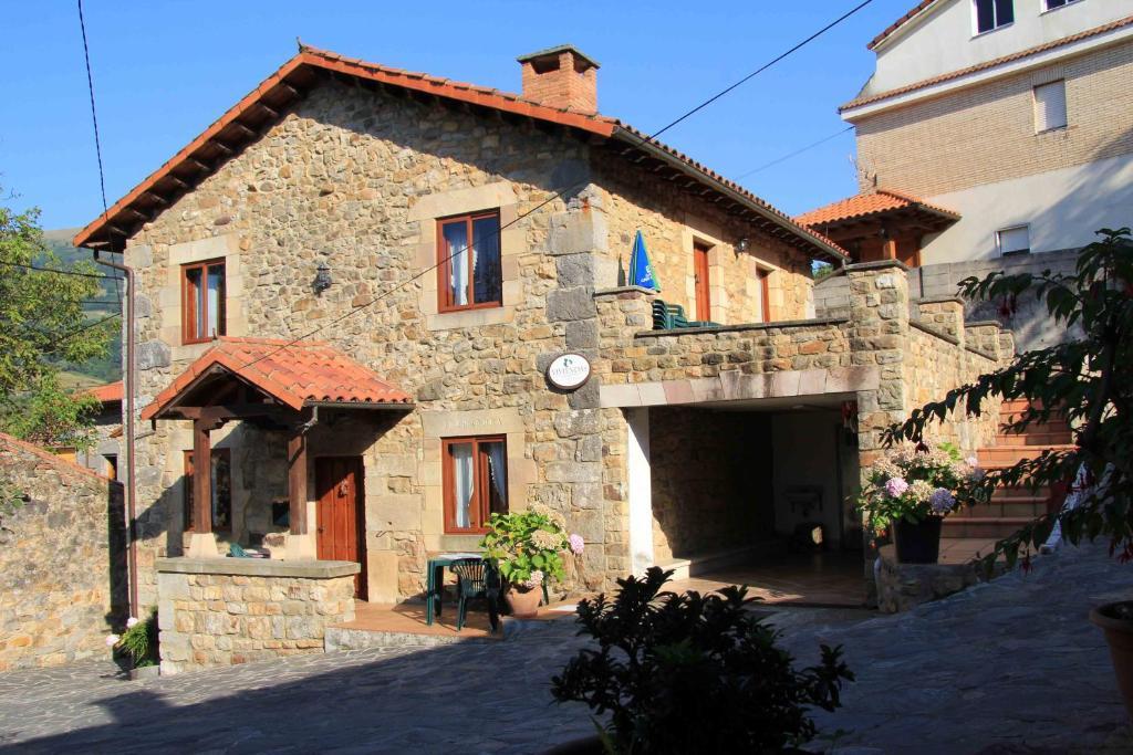 Apartamentos Rurales La Casa Vieja De Alceda 外观 照片