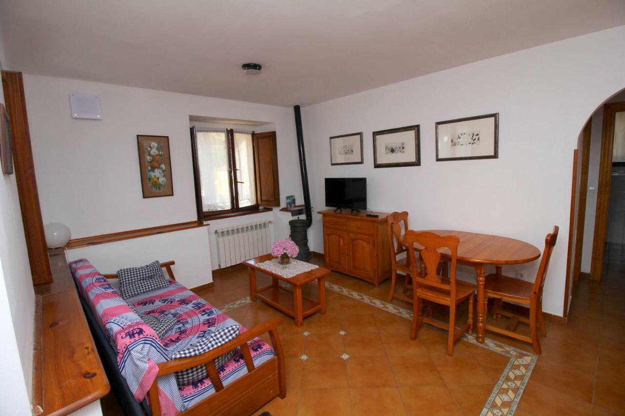 Apartamentos Rurales La Casa Vieja De Alceda 外观 照片